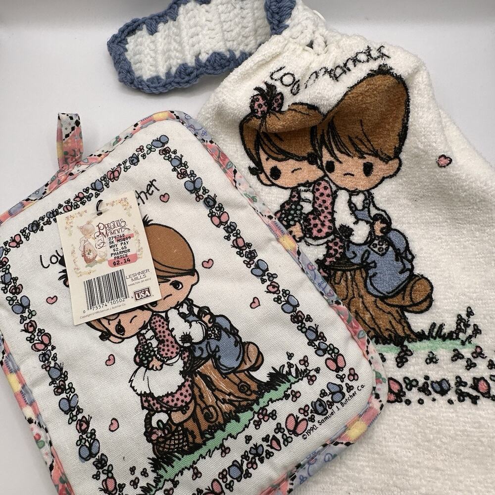 NOS! Vtg Precious Moments Kitchen Hand Towel Pot Holder Hot Pad Love One Another